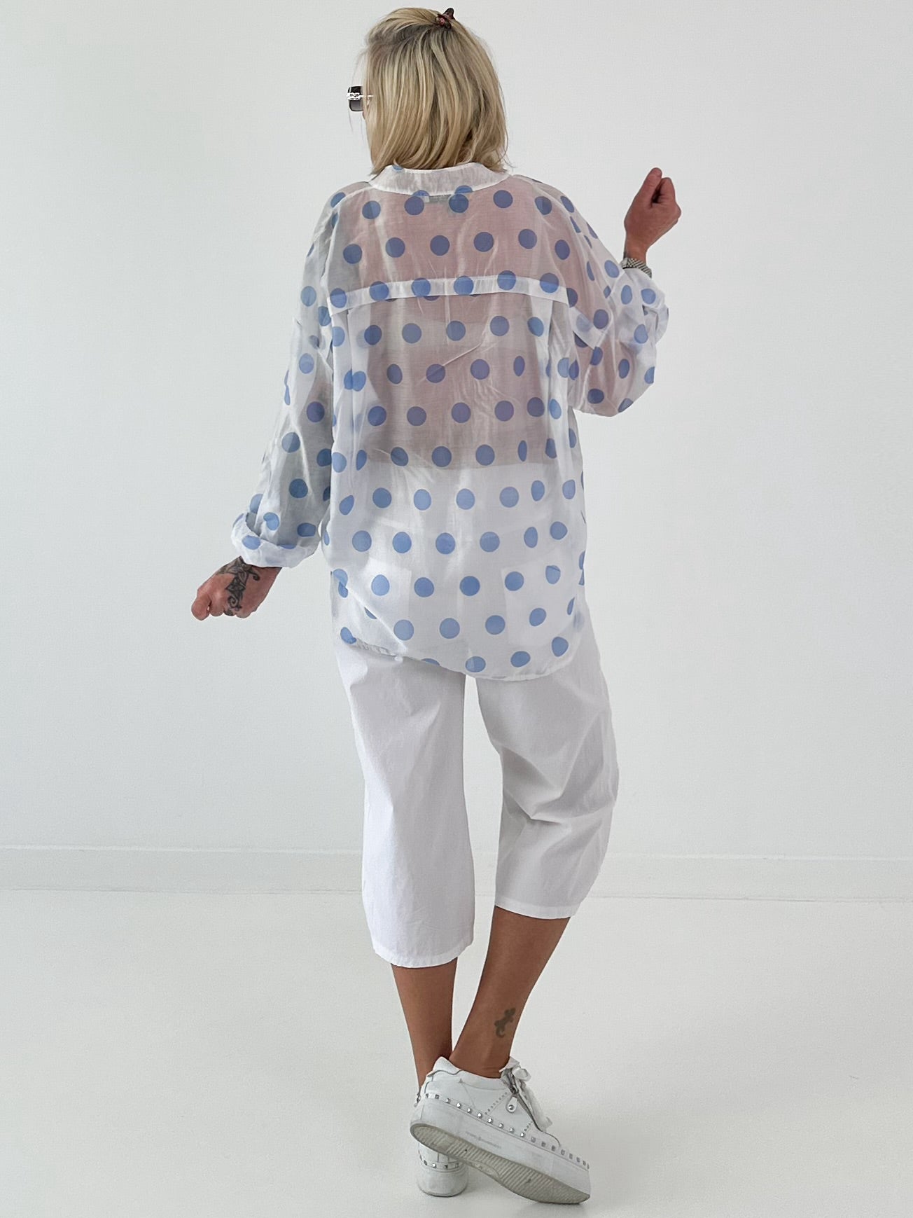 Transparent Tunic with Ruffle Sleeves - white