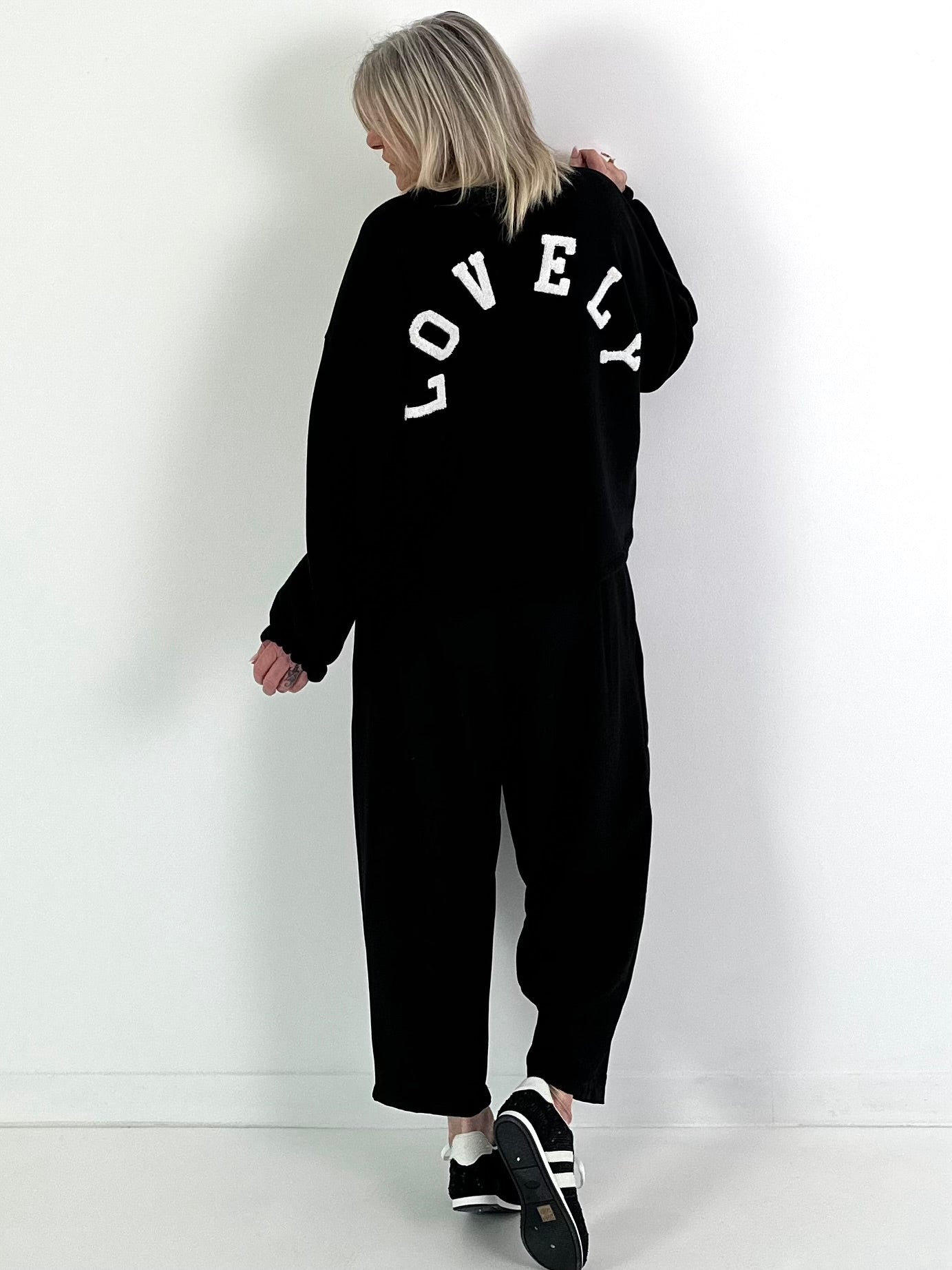 Sweater Lovely - schwarz