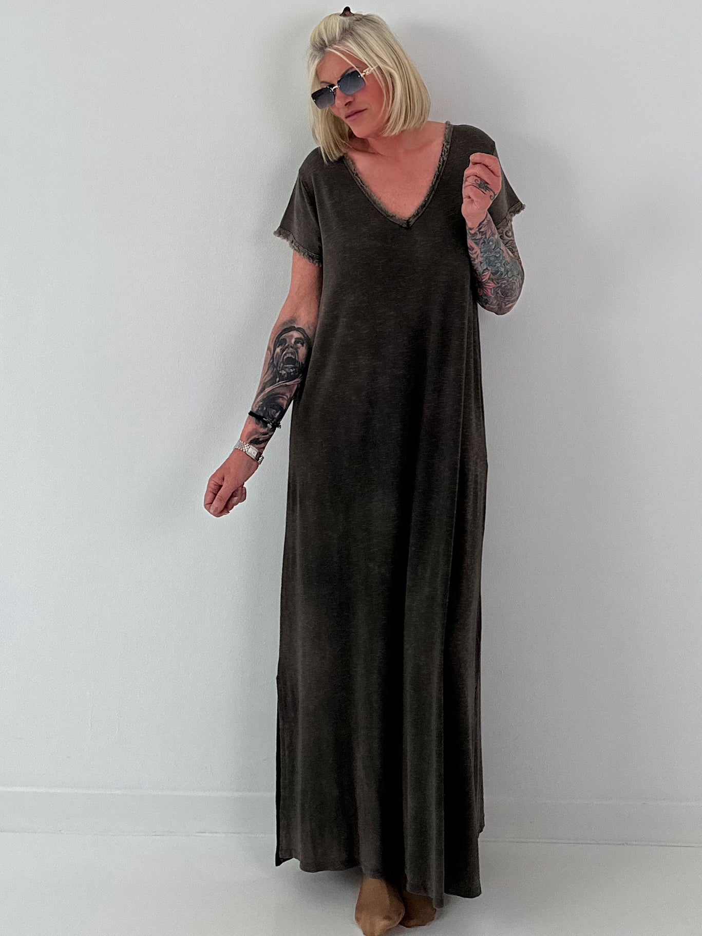 Maxi Kleid mit fransigen Abschlüssen - schoko