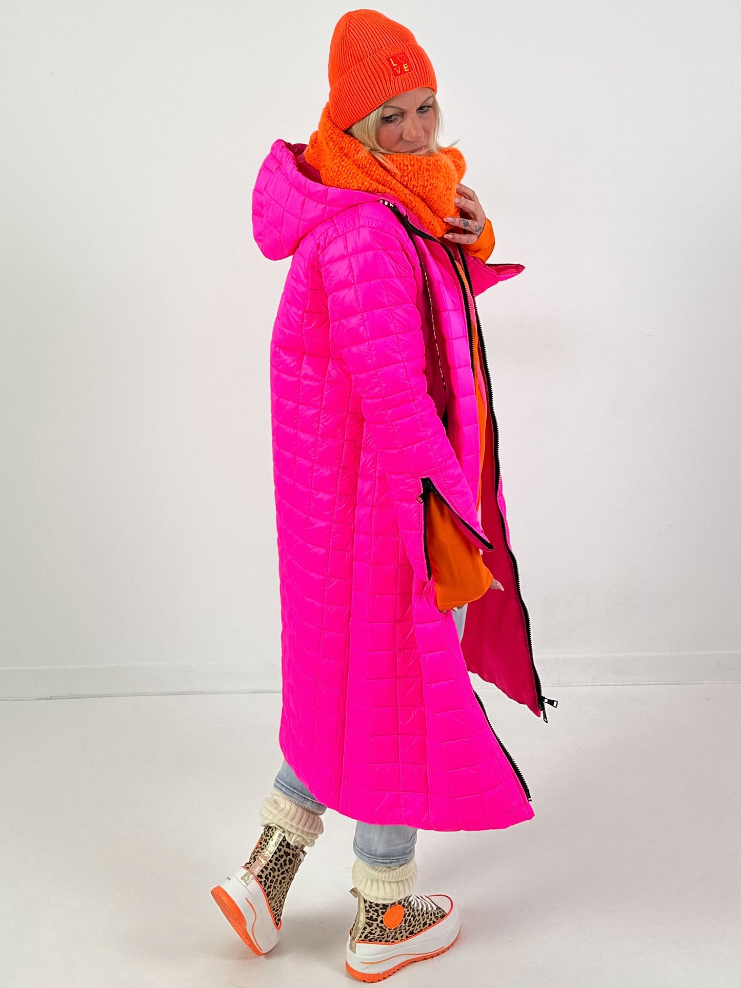 Jas model "Street Active" - ​​neonroze