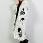 Oversized Strickmantel mit Kapuze Modell "Skull" - weiss-schwarz ( lieferbar ab ca. 13.12.25)