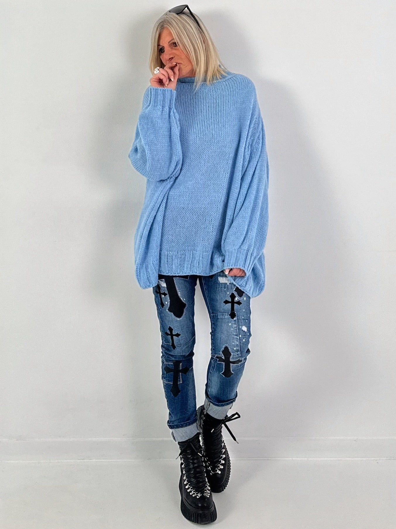 Oversized sweater model "Snuggle Arctic" - ice blue