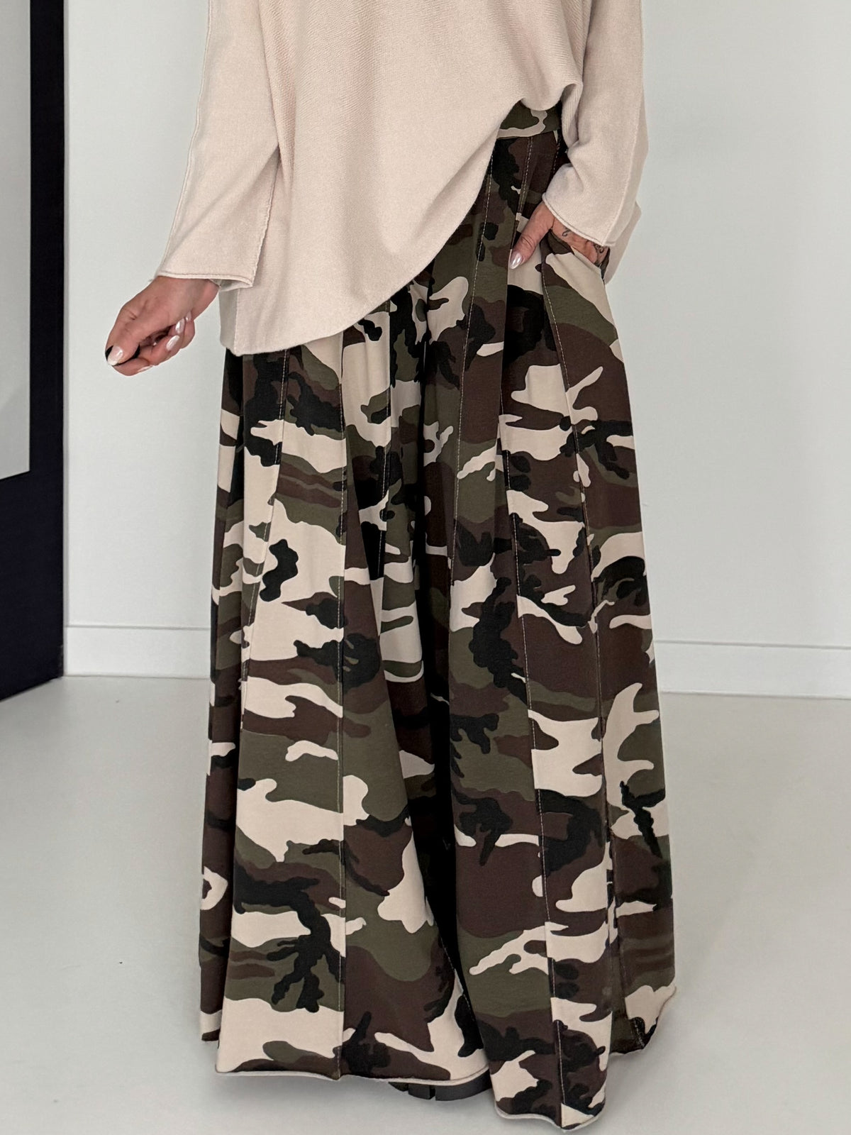 Palazzo-Sweathose in Camouflage-Look - beige-mehrfarbig