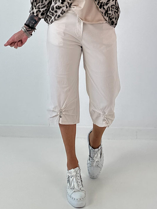 Hose mit Druckknöpfen Details - beige