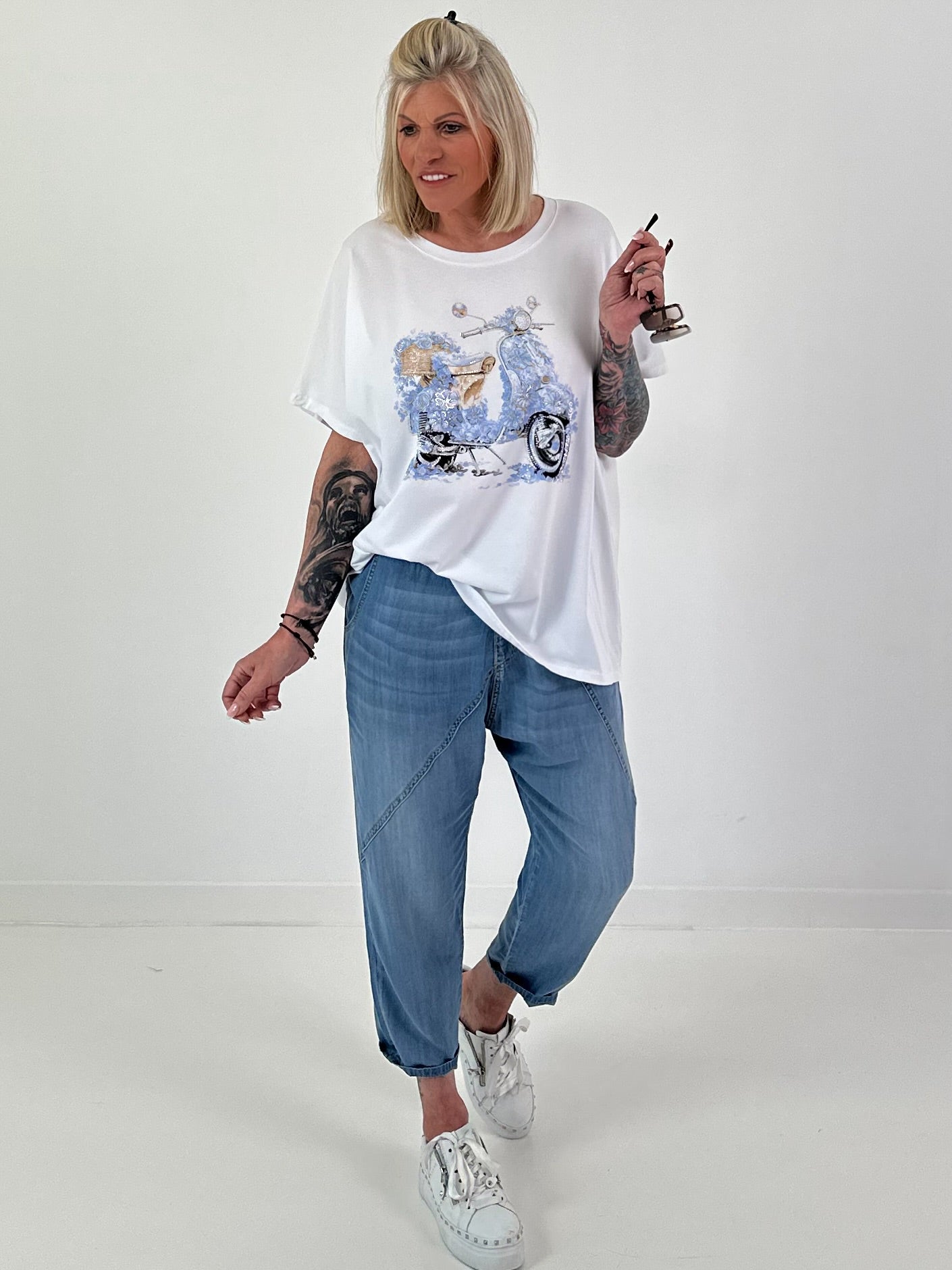 T-Shirt Vespa - white-light blue
