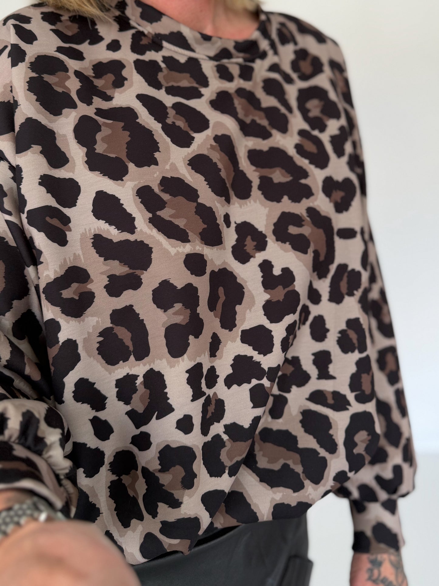 Ballonsweater im All Over Leo-Look - beige-leo-mehrfarbig