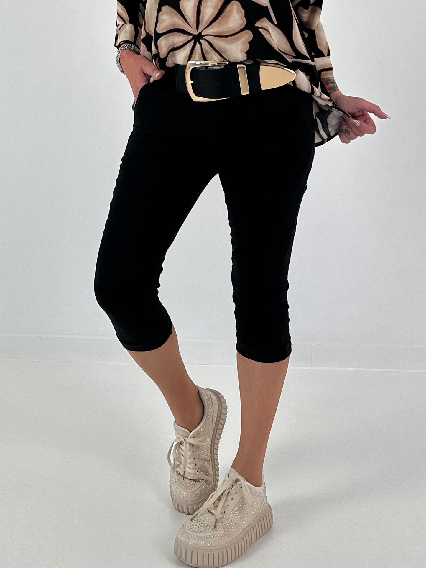 Capri Pants - black
