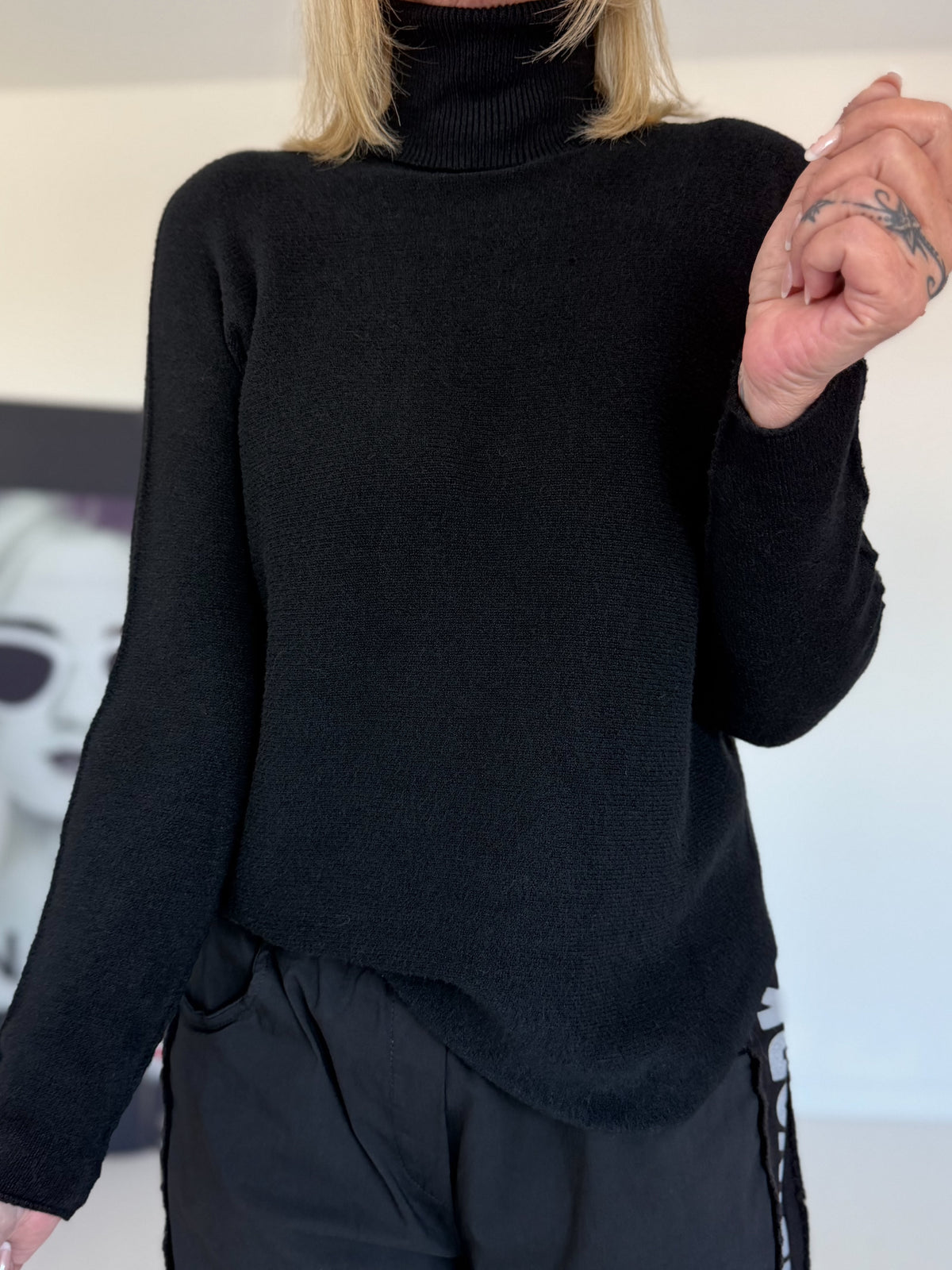 Basic Rollkragenpullover - schwarz