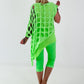 Shirt mit All-Over Cut-Outs und Ösen - neongrün