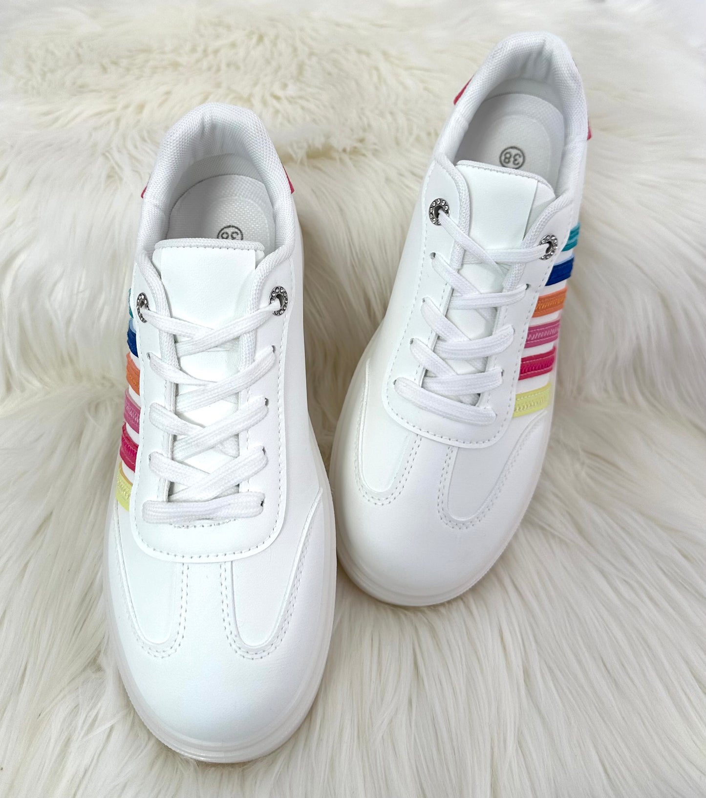 Sneaker mit bunten Streifen - weiss