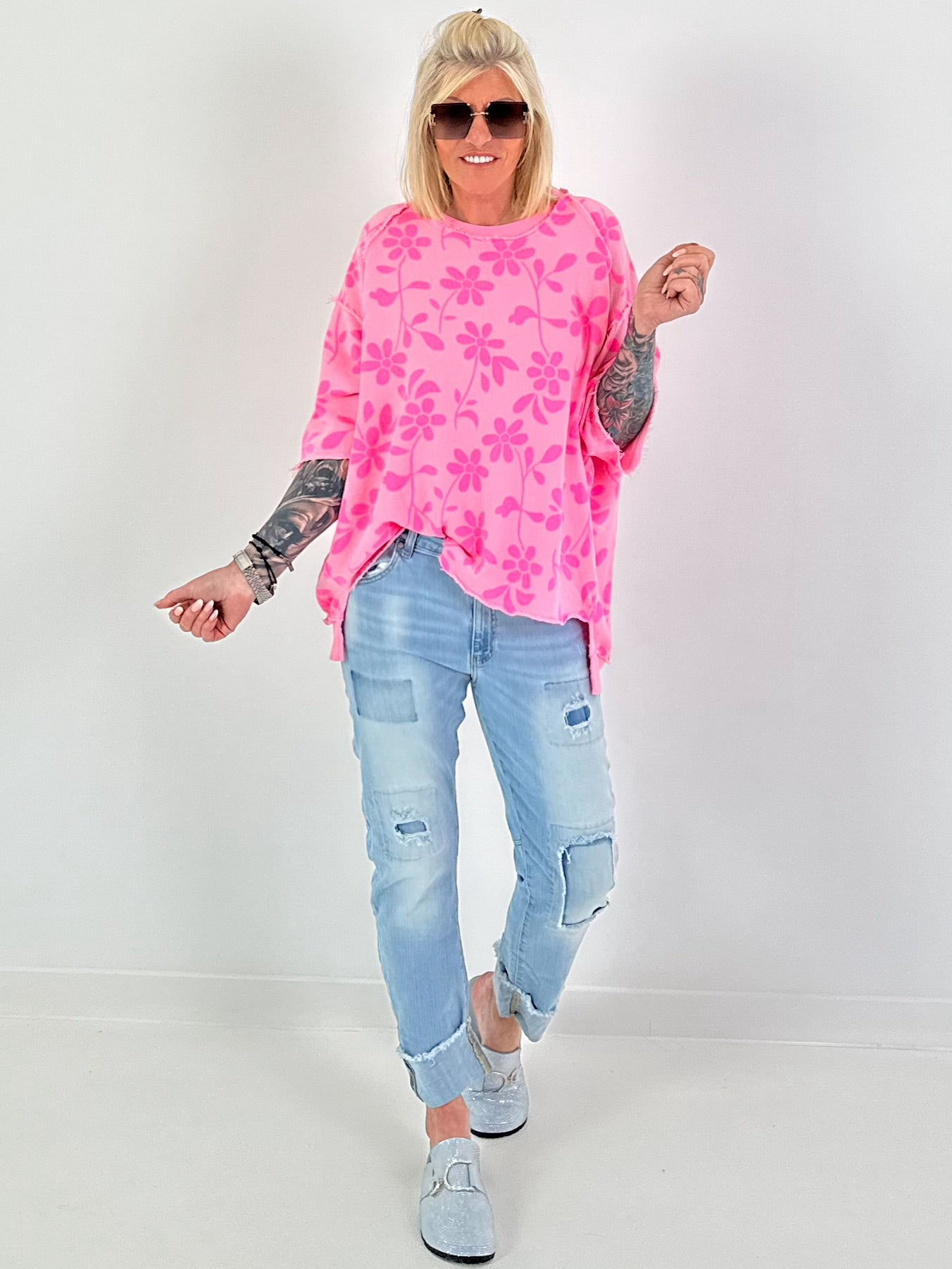 Sweater with floral all-over print - pink