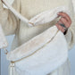 Crossbody-Felltasche - ecru