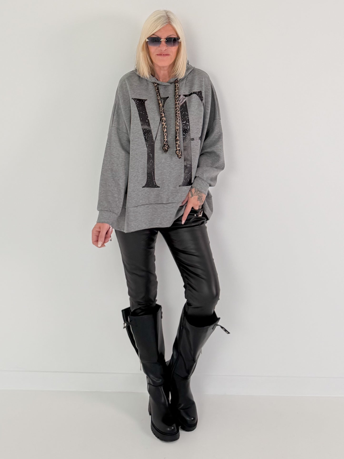 Oversized Hoodie YEAH - grau