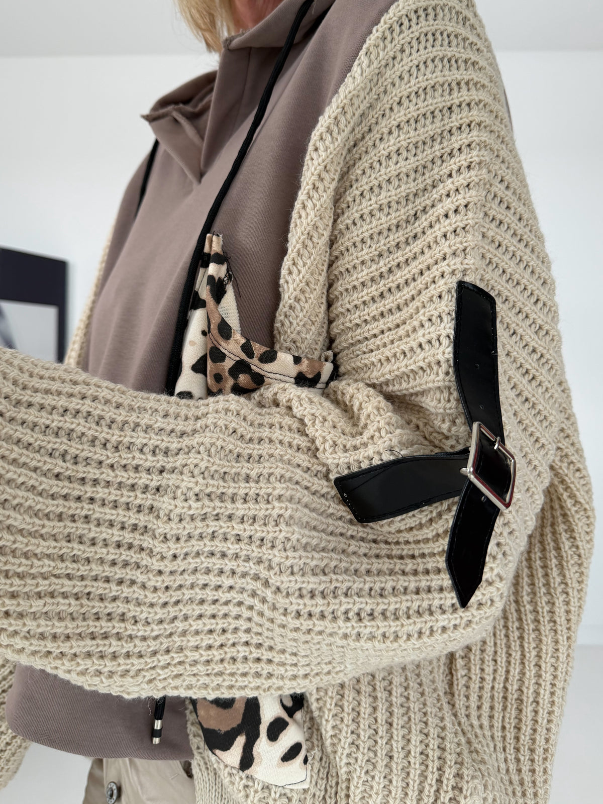 Oversized Grobstrick-Hoodie mit Sweat-Einsatz  - taupe-beige
