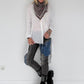 Dreieckstuch mit All Over Herz-Print und Charms - mokka-beige