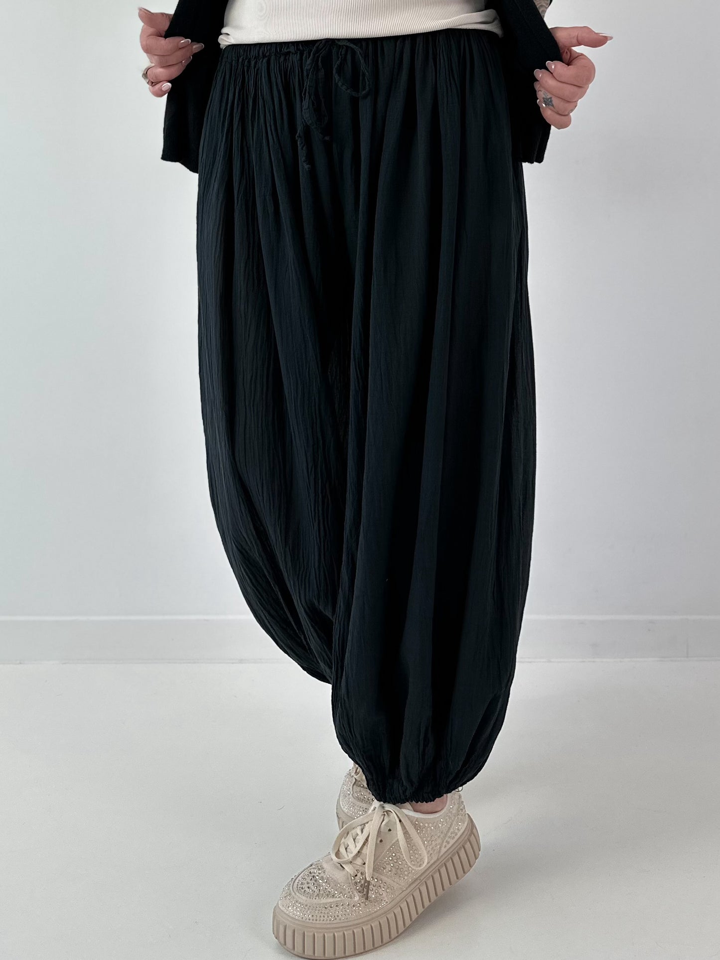 Light Harem Pants - black