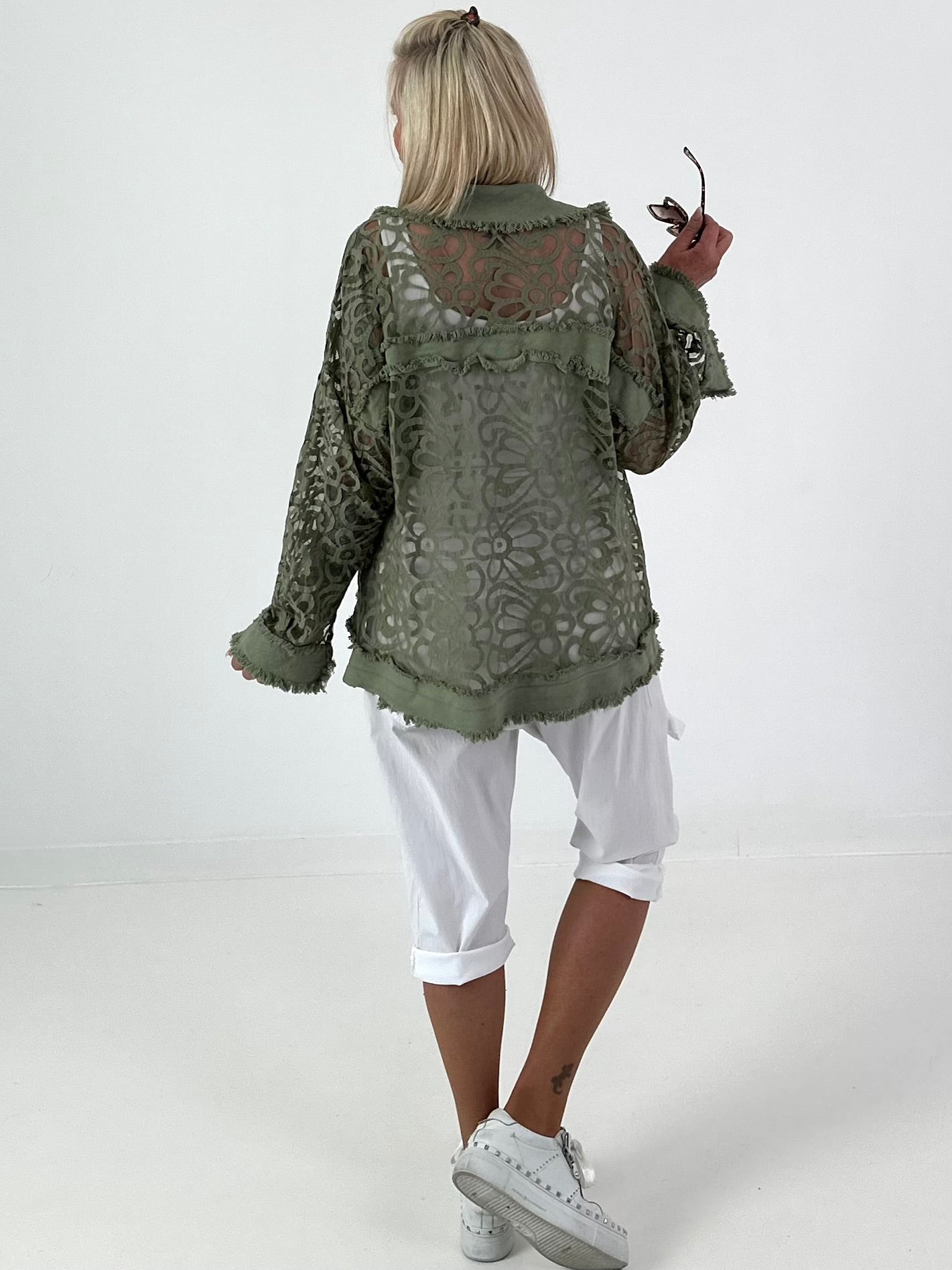 Jeansjacke mit floralem Netzeinsatz - khaki ( lieferbar ab 26.05.26))