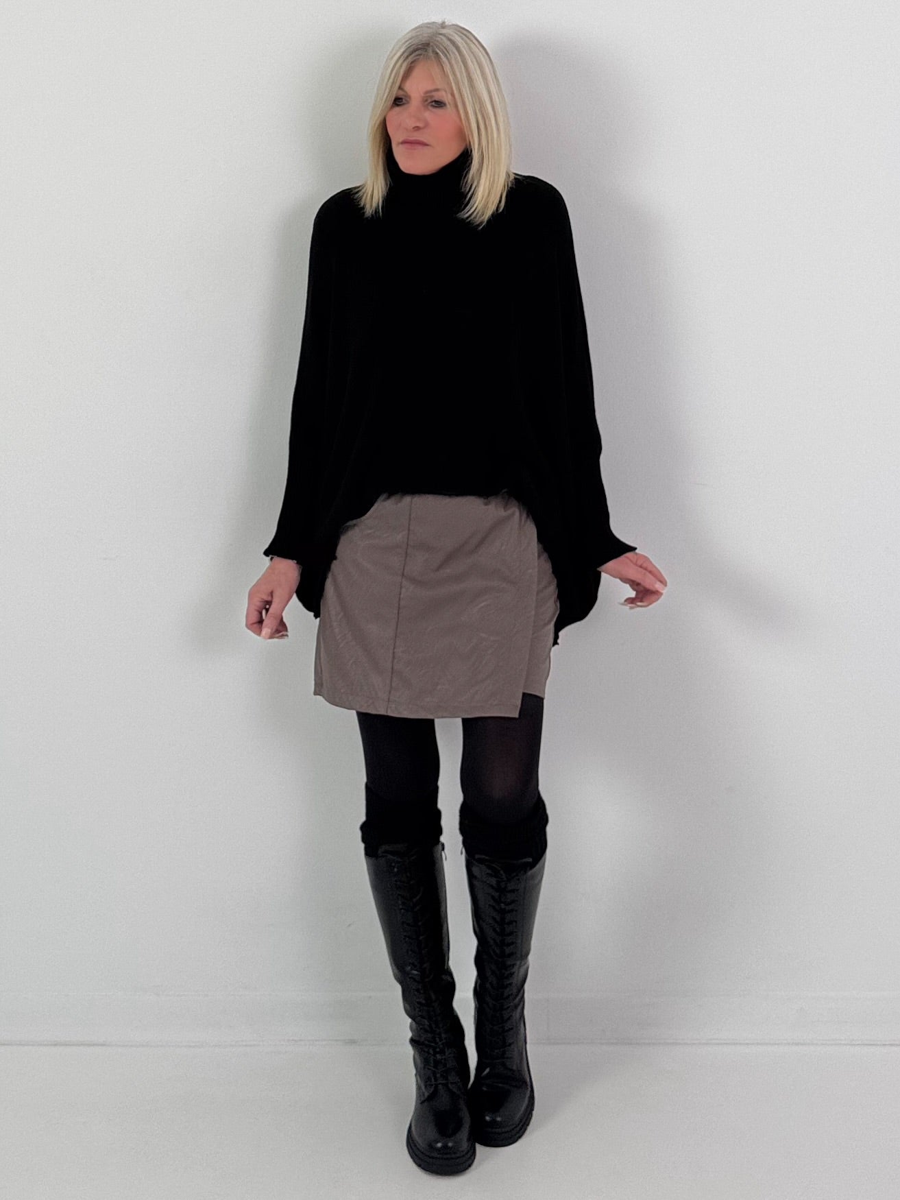 Oversized trui model "Relaxed Chic" - zwart