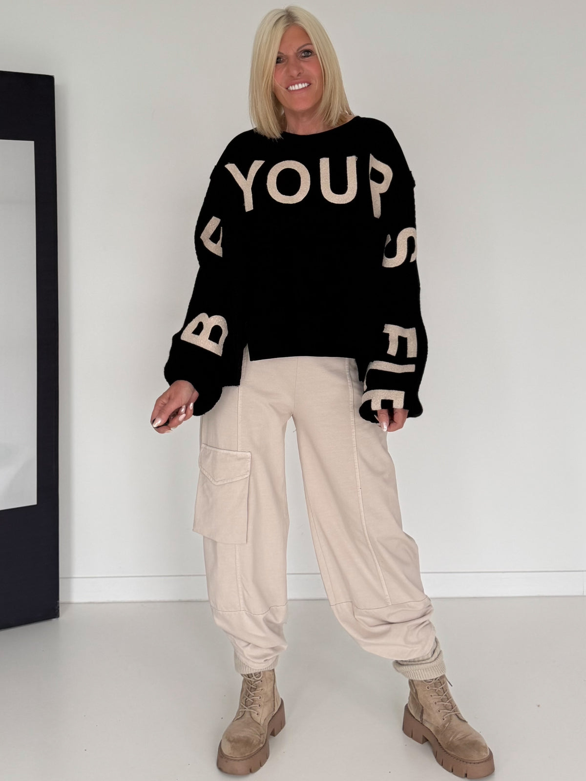 Sweater mit Strickeinsätzen - schwarz