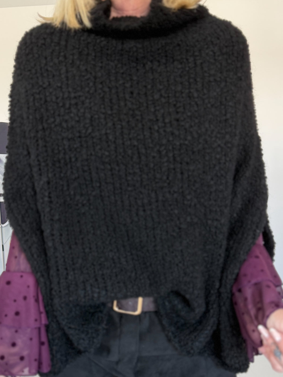 Cozy chunky-knit slipover - black