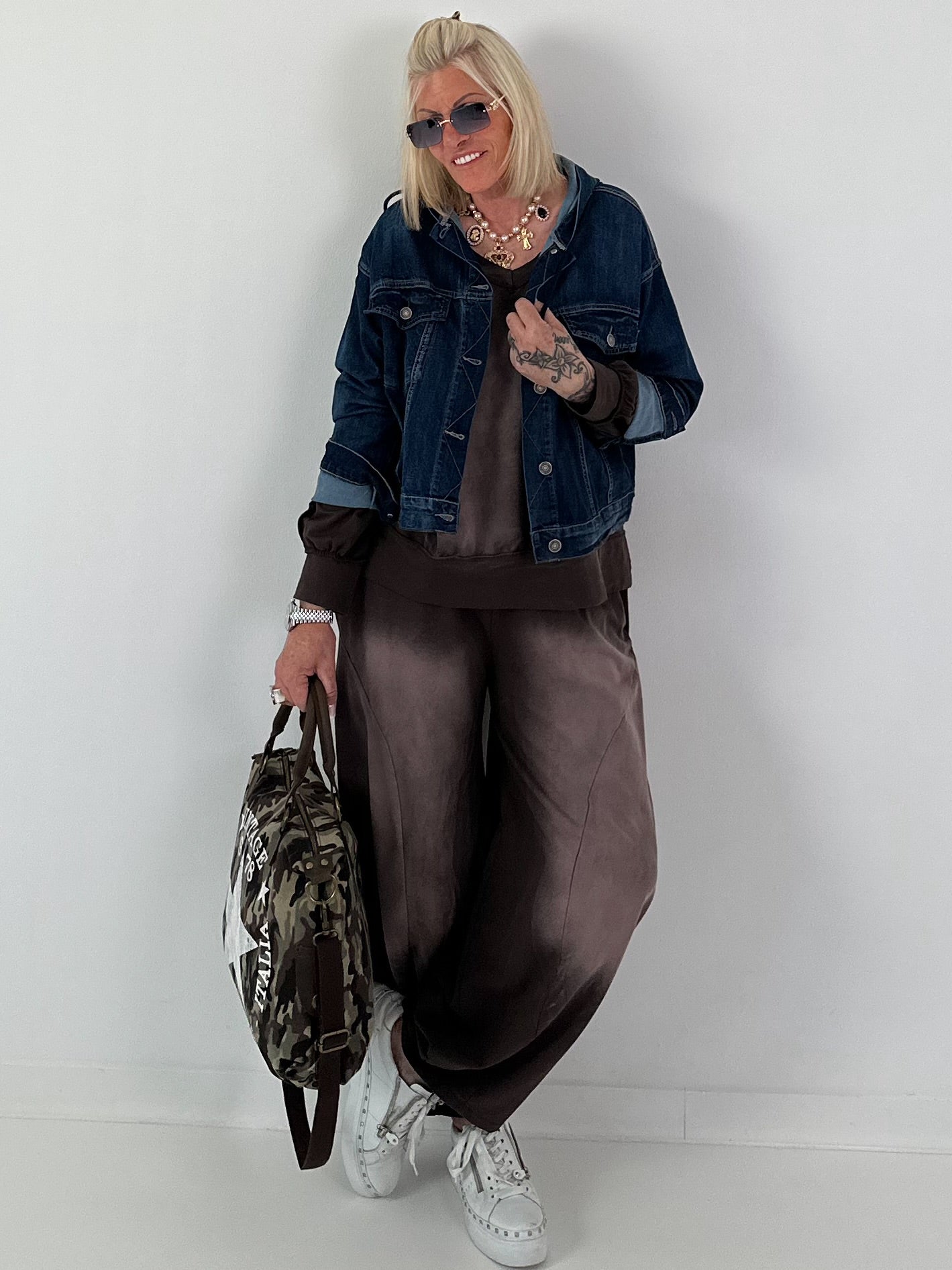 Lässiges Sweatshirt im Used-Look - mokka