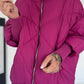 Oversized gewatteerd jack met mouwen met boorden en capuchon - bordeauxrood