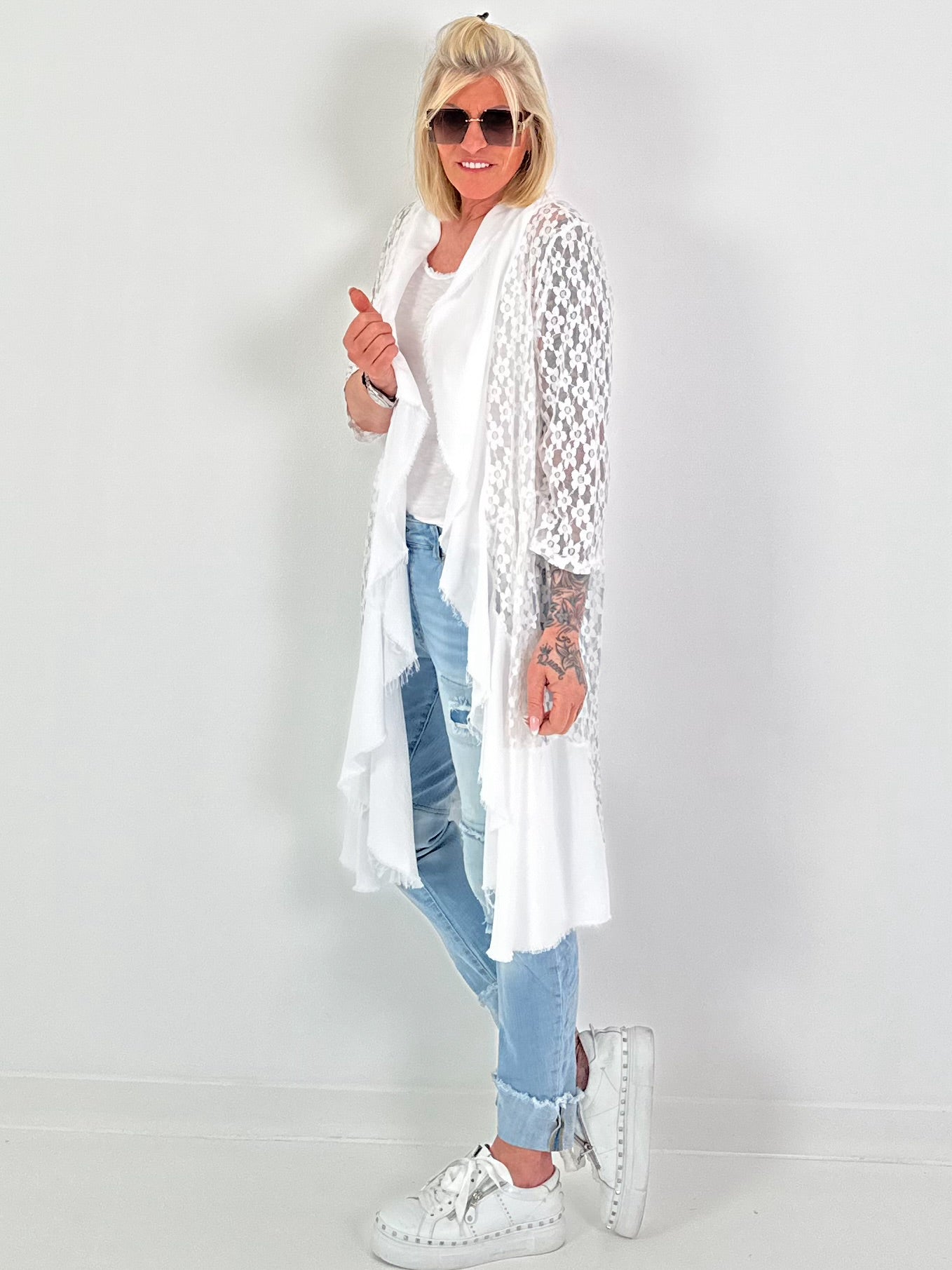 Lace coat in a material mix - white