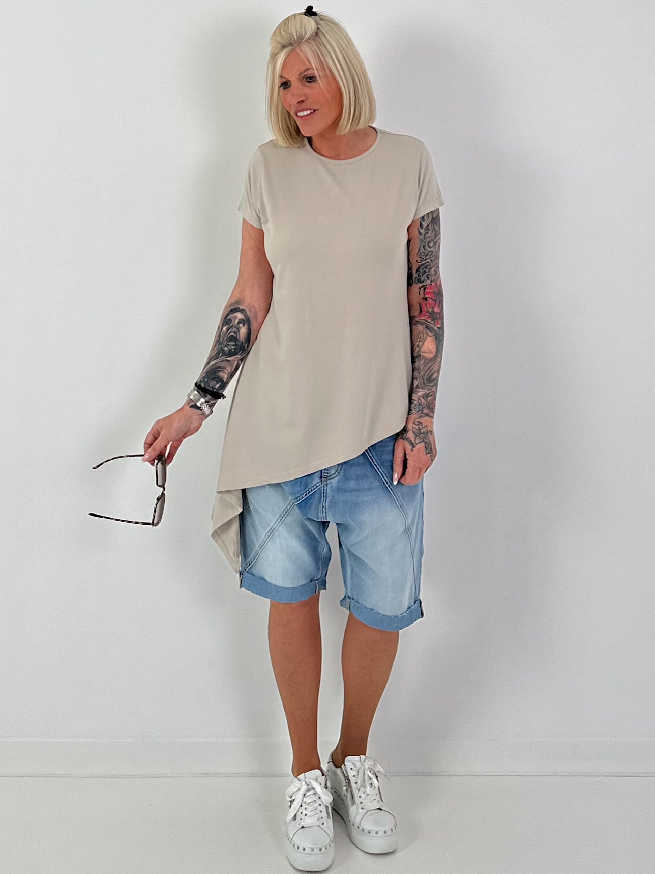 Asymmetrical T-shirt - beige
