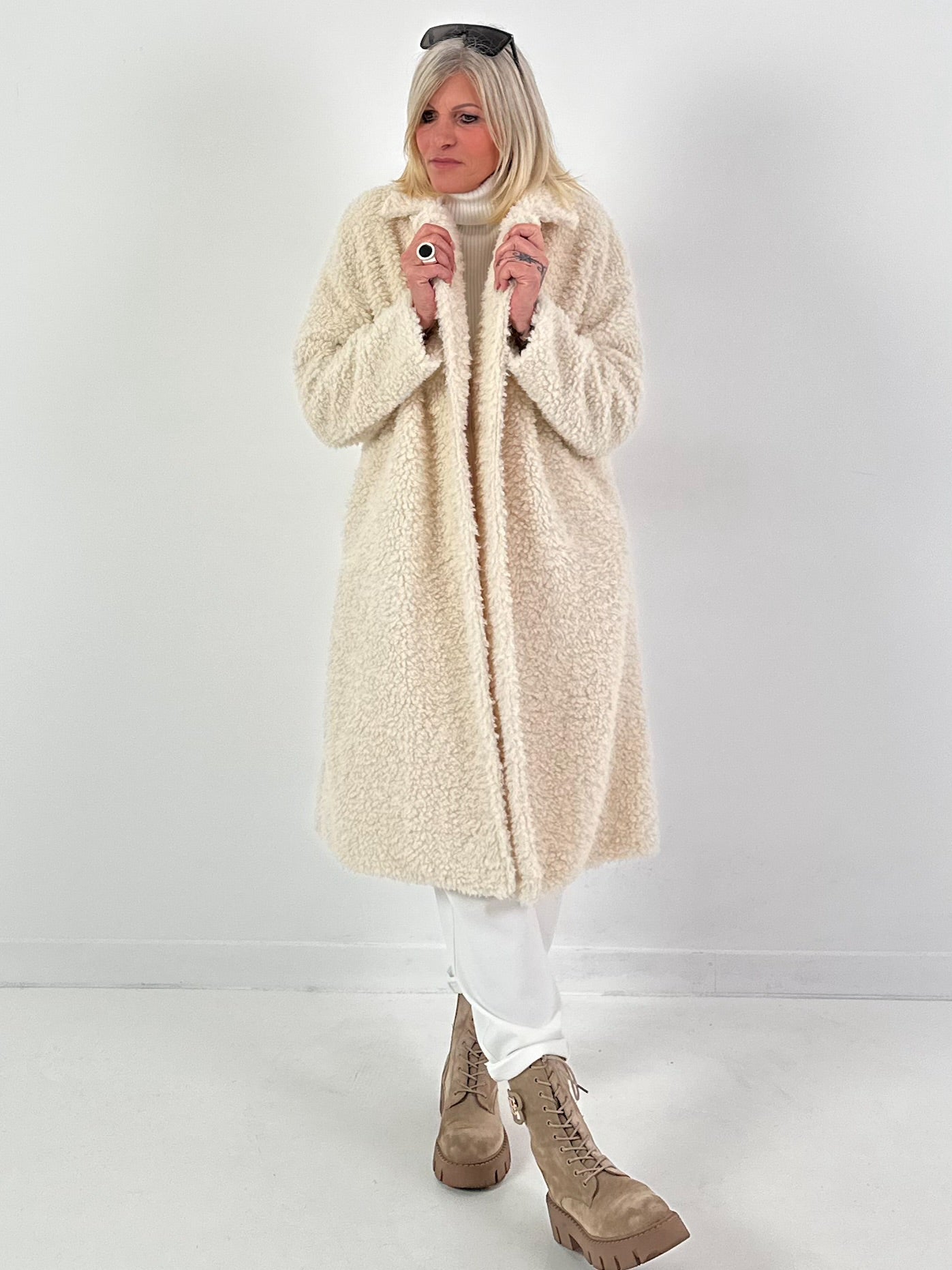 Teddyjas model “Cozy Classics” - ecru