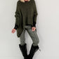 Vegane Lederhose mit Patch - oliv
