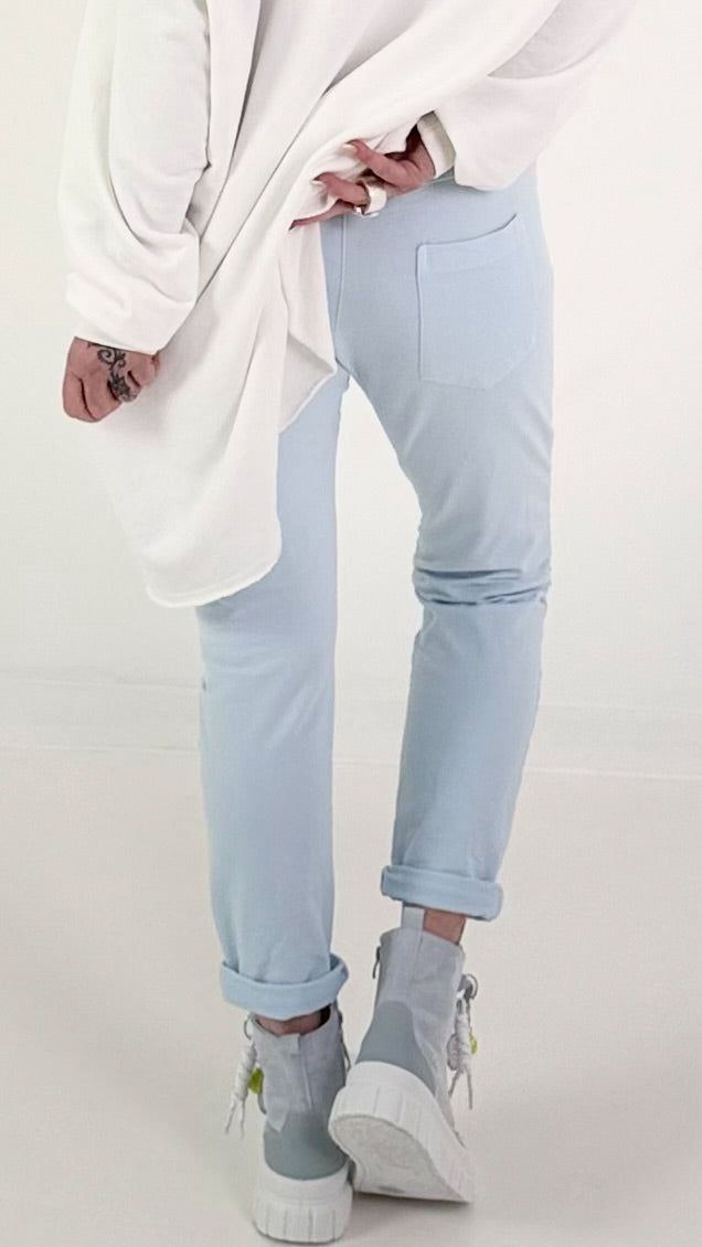 Sweatpants with large patch pockets - light blue