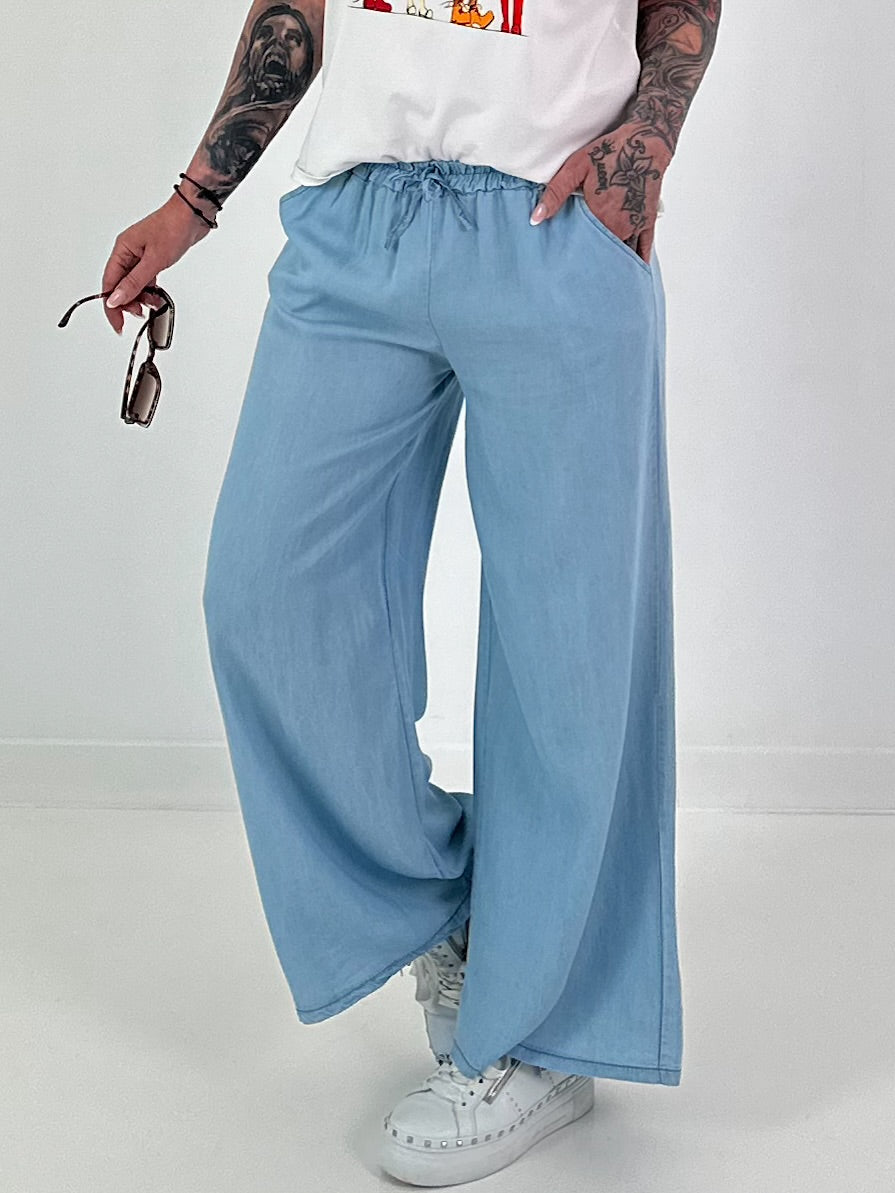 Jeans with elasticated waistband - light blue