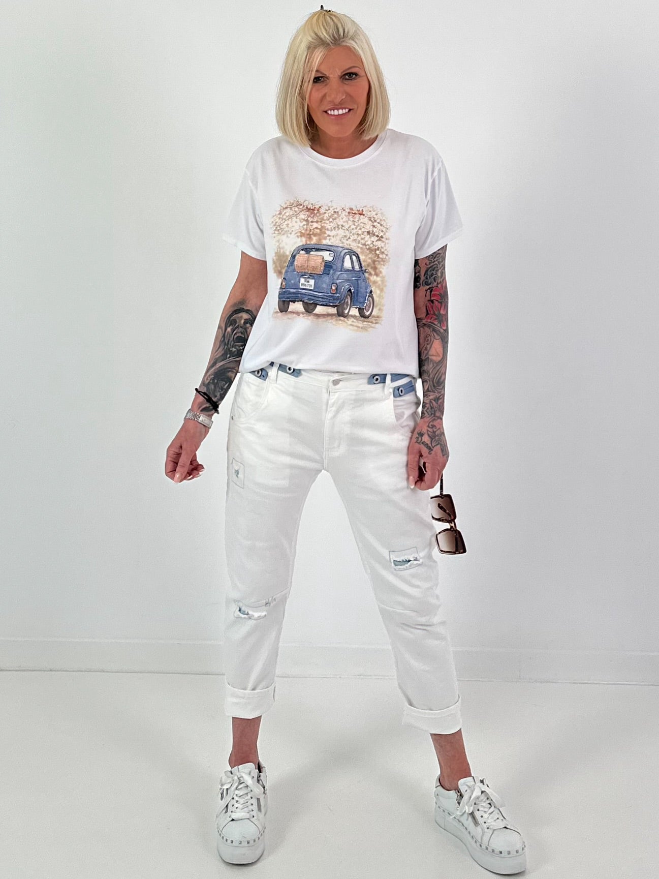 T-shirt Glitter Car - white-blue