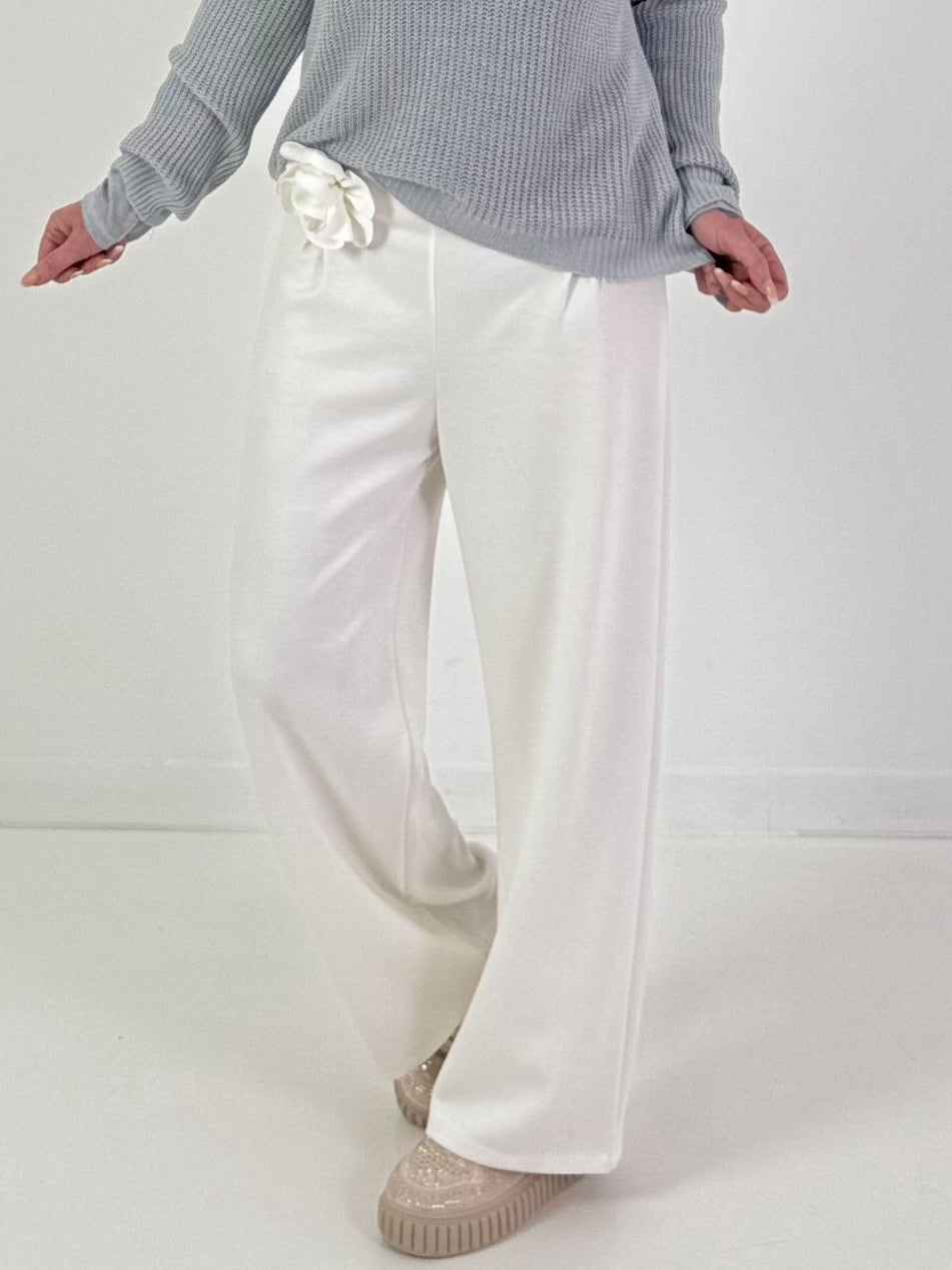 Hose Modell "Blossom Ease" - weiss