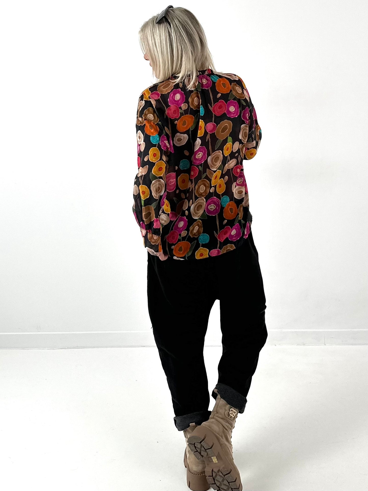 Tuniek model "Flower" - zwart-multicolor