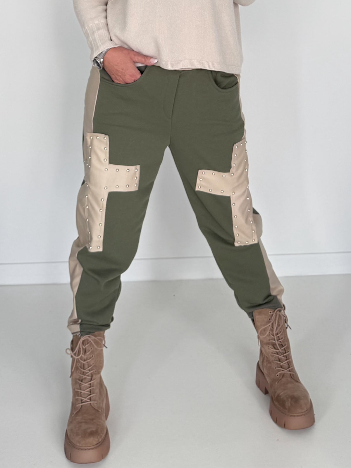 Sweathose im Materialmix - oliv-beige