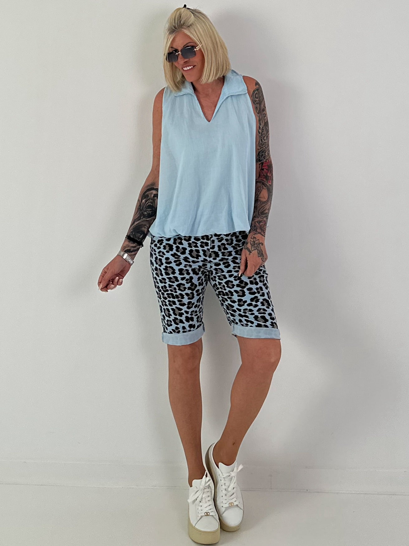Ballon Blusen Top mit V-Neck - hellblau