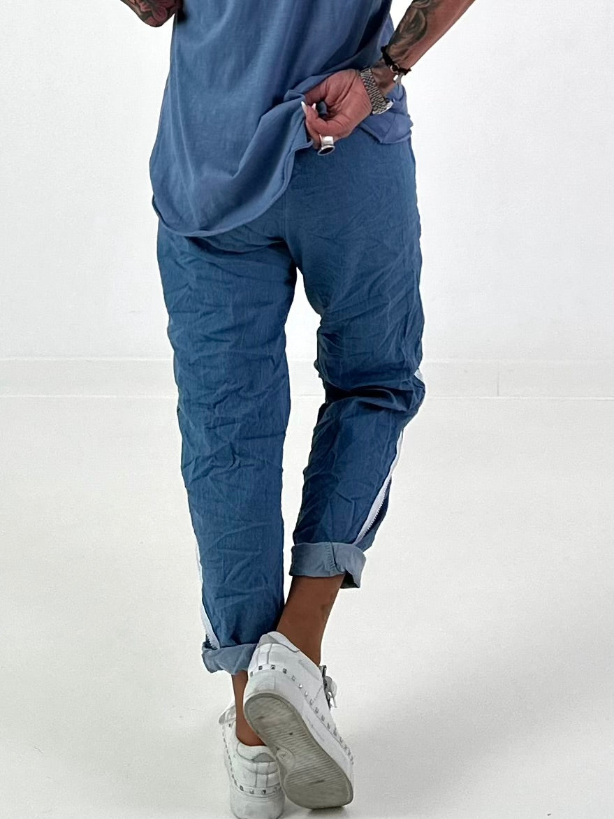 Jeans with zipper details - blue