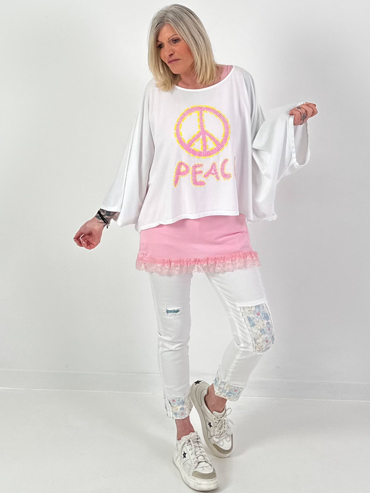 Oversized Shirt Peace - weiss