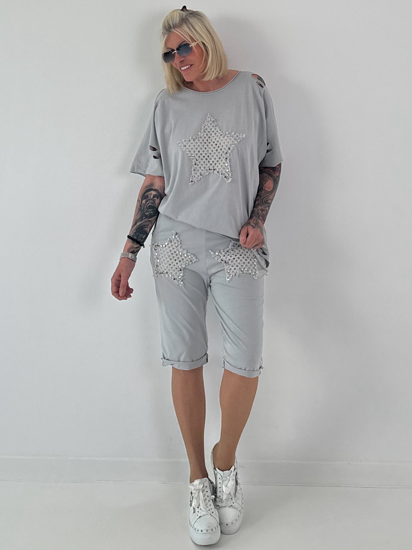 Cut-Out T-Shirt - beige