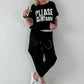 Kurzes Kastiges Shirt mit Print - schwarz