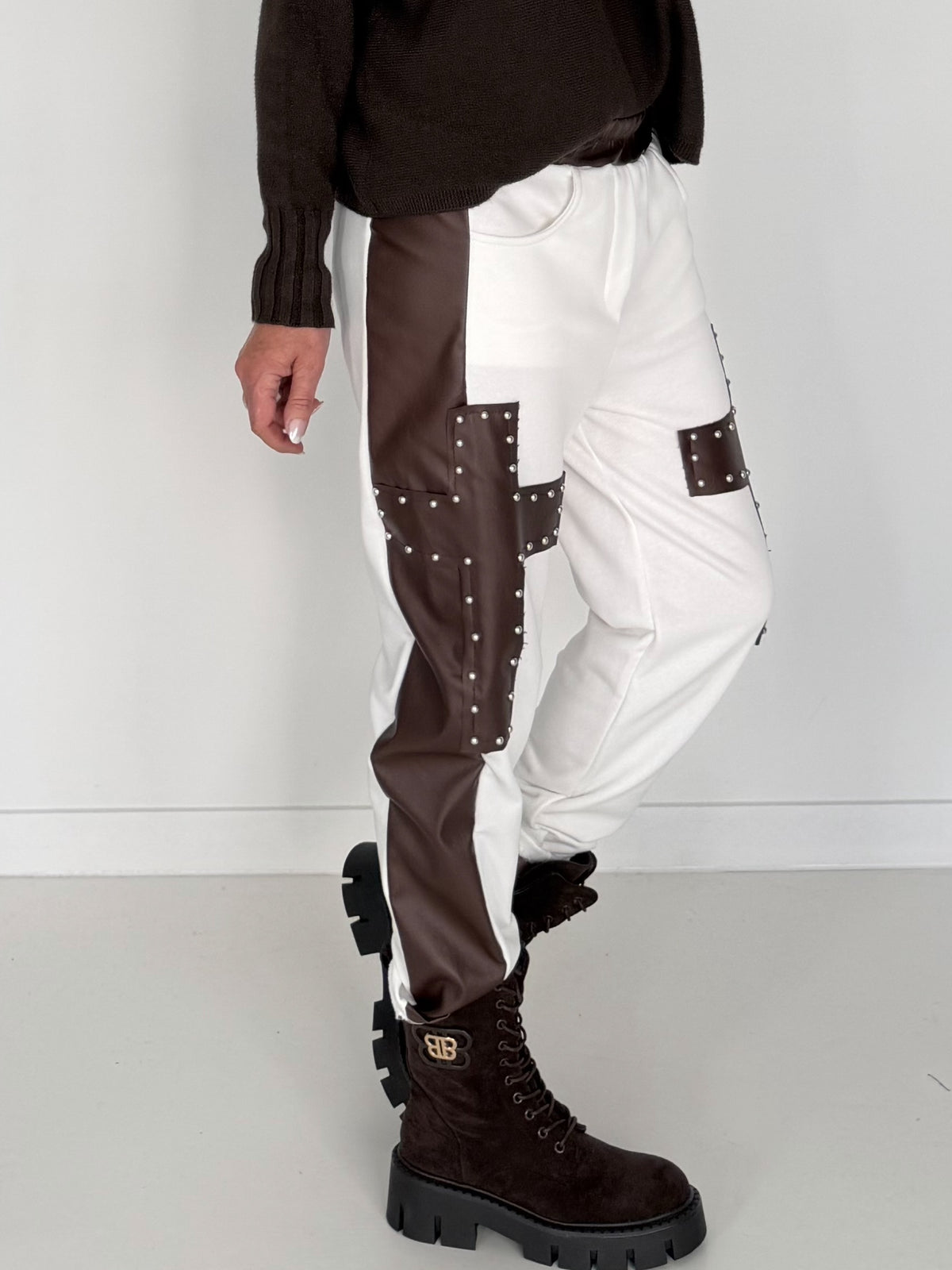 Sweathose im Materialmix - weiss-mokka