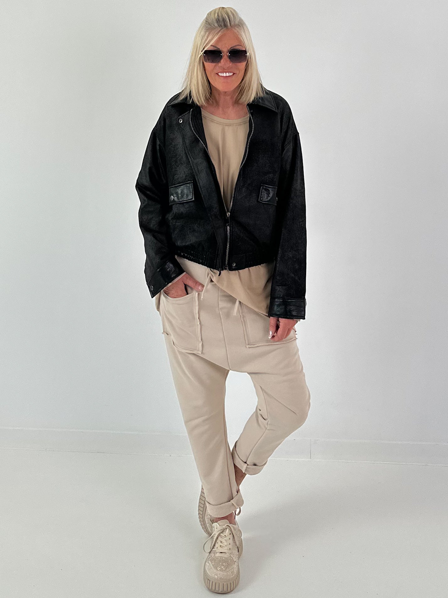 Sweatshirt Baggy mit aufgesetzten Taschen - beige