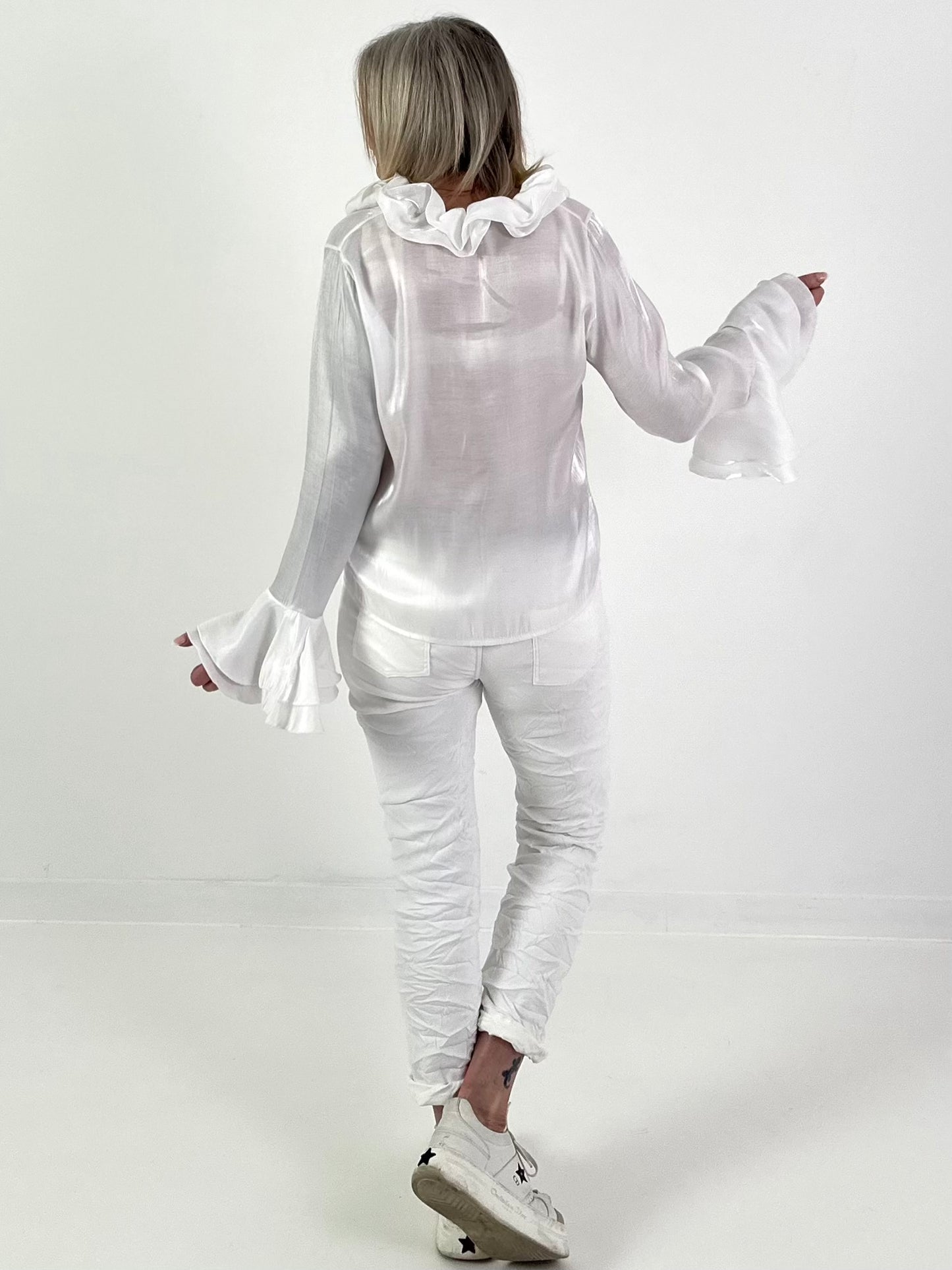 Bluse mit Volants - weiss