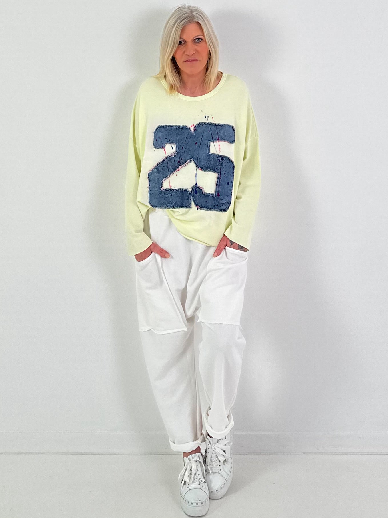 Shirt Modell "25" - pastellgelb