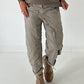 Hose mit elastischem Bund und Knopfleiste quer - taupe