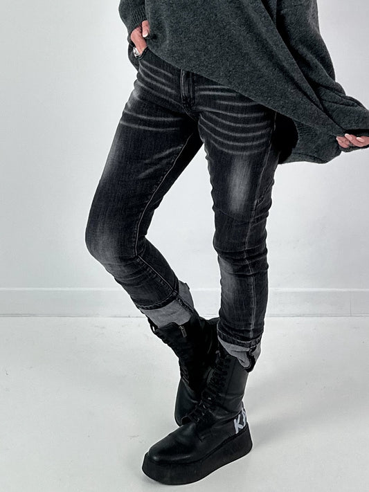 Jeans model "Shadow Fade" - used black