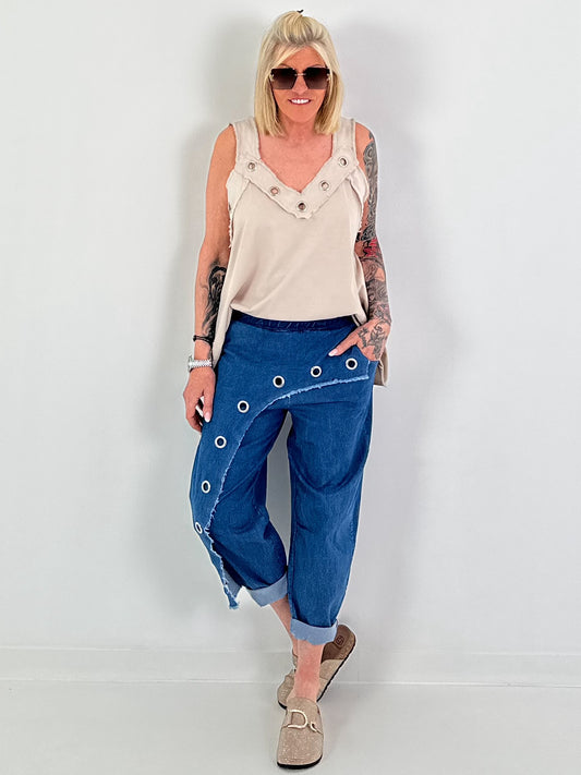 Oversized Top mit silbernen Ösen - beige