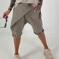 Baggy Short mit Überwurf und Tasche mit Details - taupe