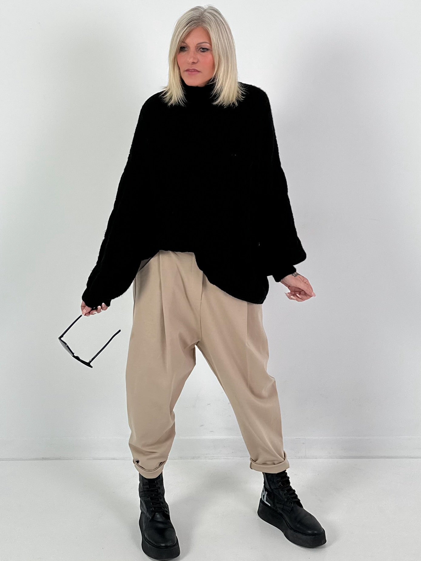 Lässiger Pullover mit Zopfmuster Modell "Pure Cable" - schwarz